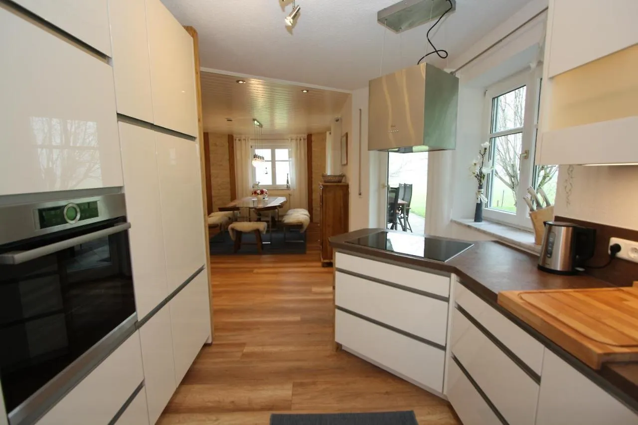 Ferienhaus Dahoam - Exklusivitaet Mit Privatsphaere Grunenbach Germany